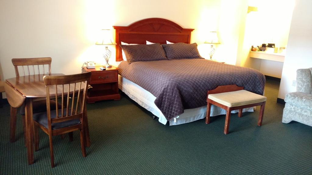Hurricane Inn Waynesboro Bagian luar foto
