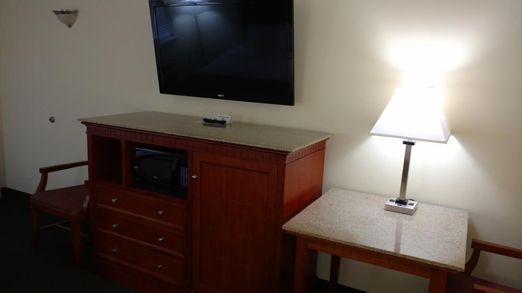 Hurricane Inn Waynesboro Bagian luar foto