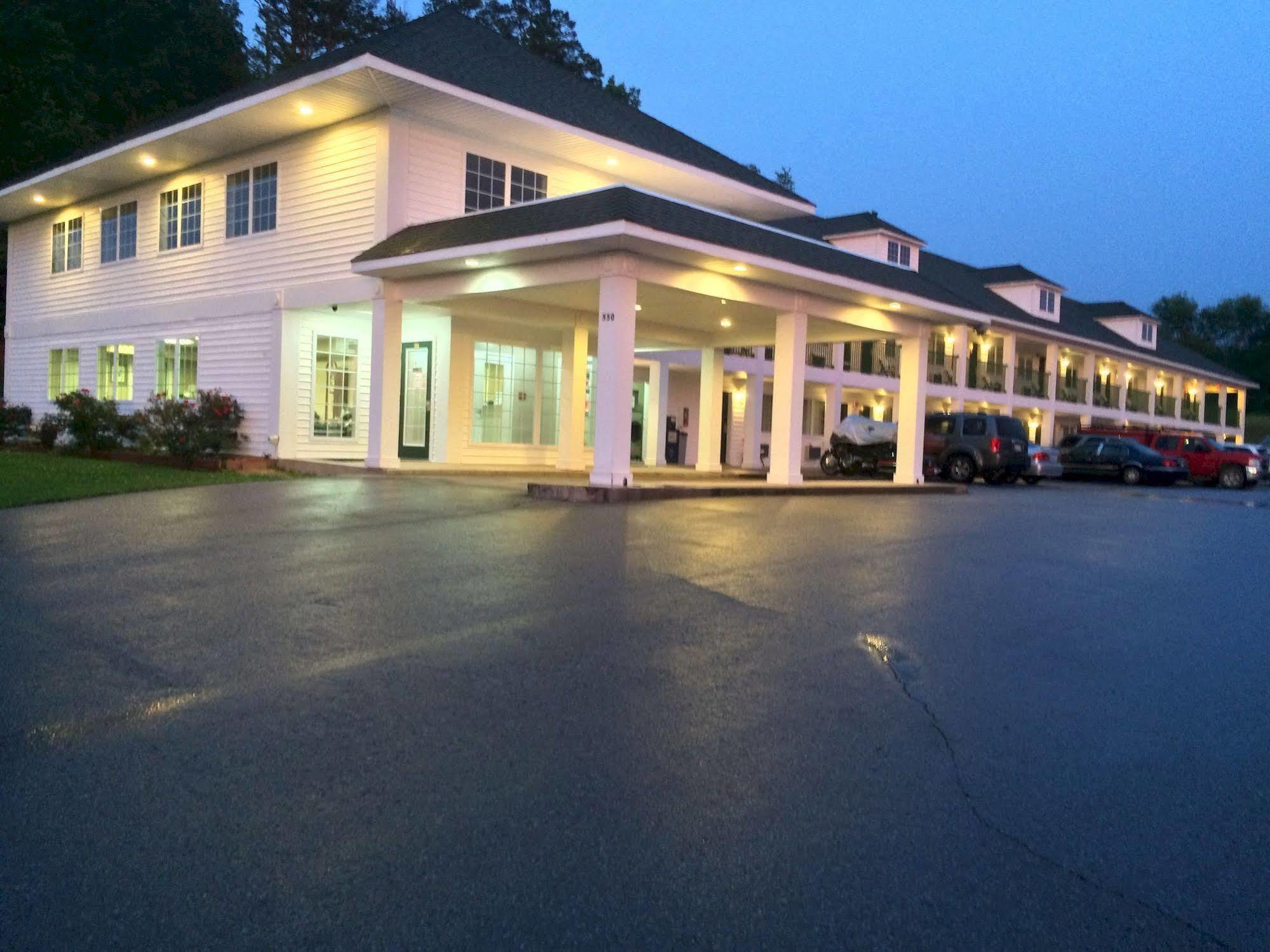 Hurricane Inn Waynesboro Bagian luar foto