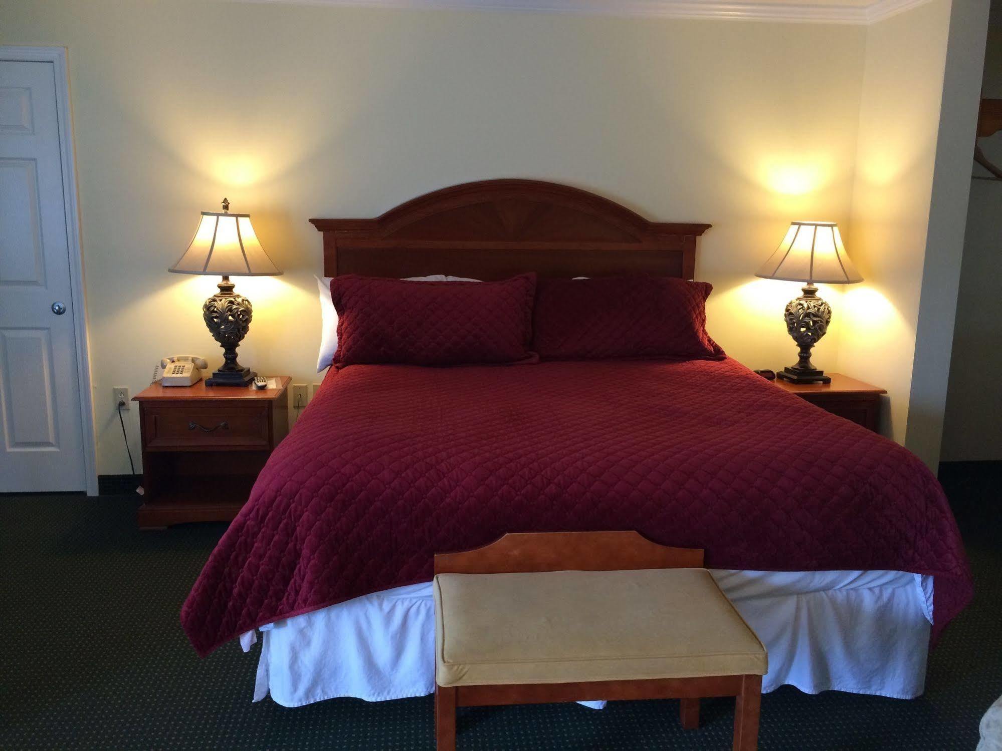 Hurricane Inn Waynesboro Bagian luar foto